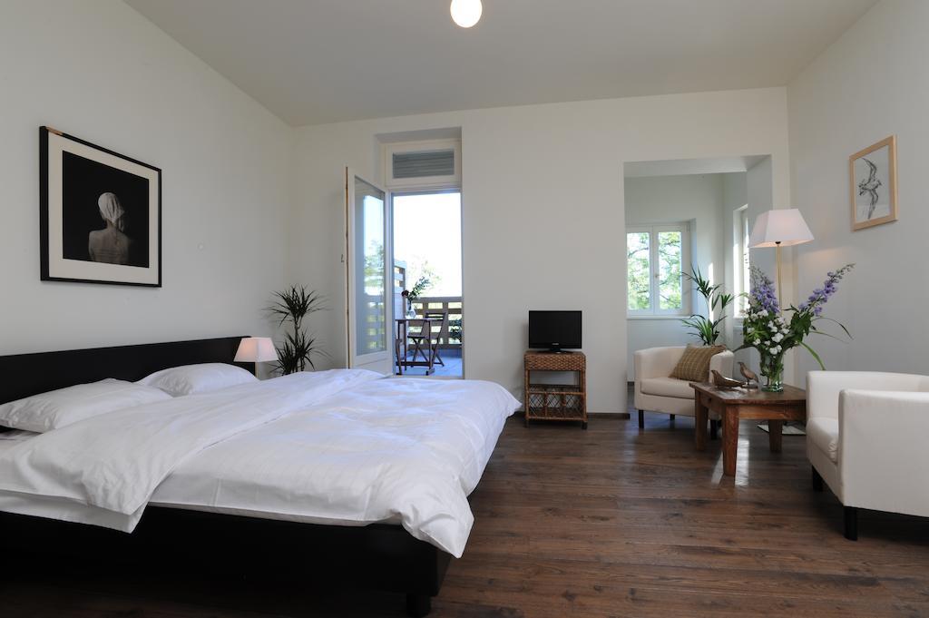 Penzion Vila Elektra Bechyně Zimmer foto